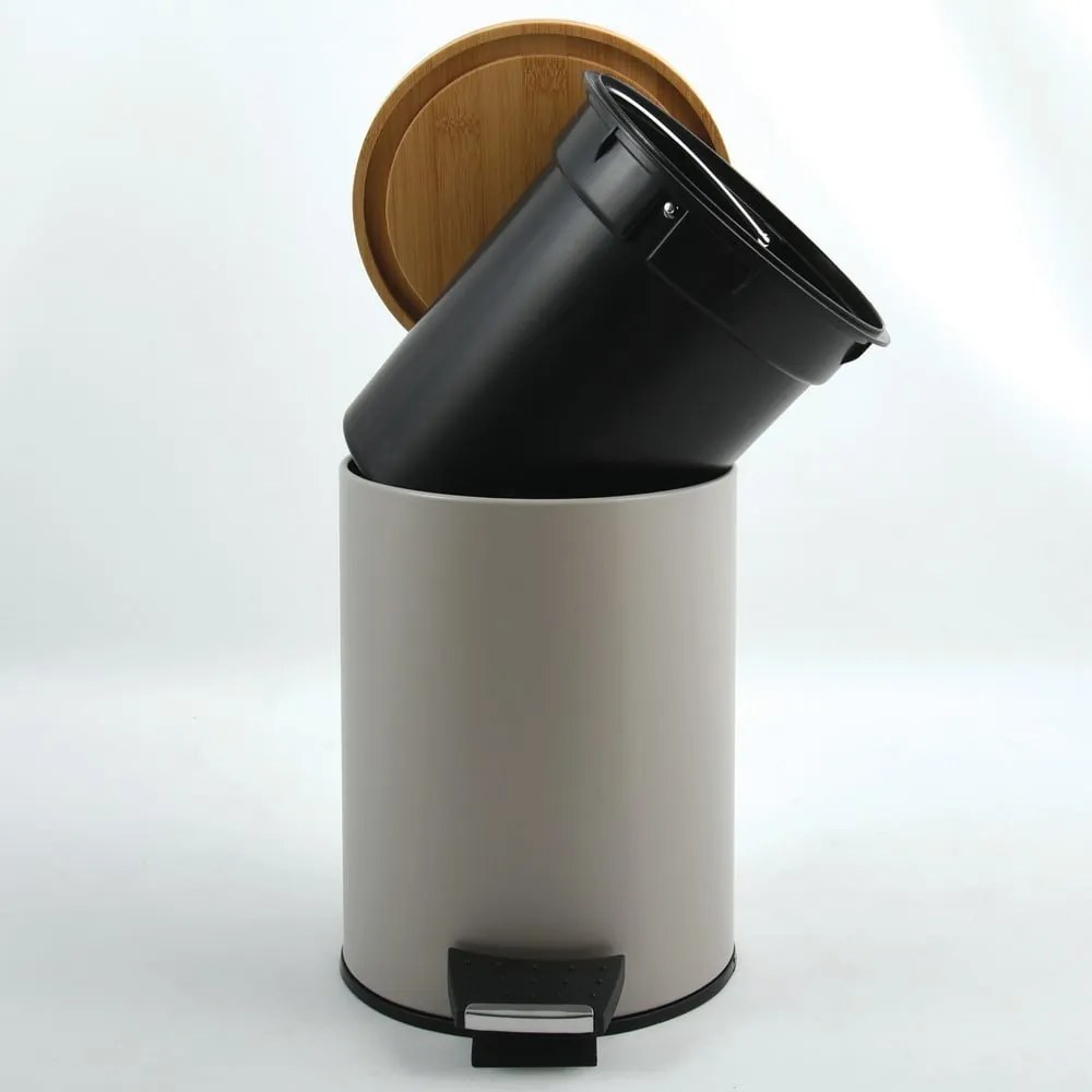 Кафяво-сиво стоманено кошче за боклук с педал 5 l Adonis – Spirella