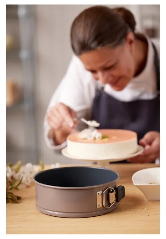 Стоманена форма за торта ø 24 cm – Blomsterbergs