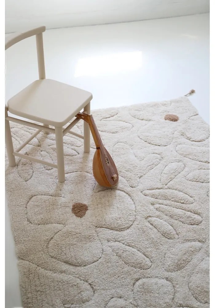 Кремав ръчно изработен памучен детски килим подходящ за пране 120x180 cm Gentle Flora – Nattiot