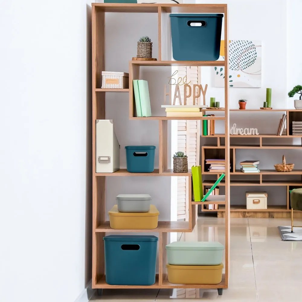 Сива пластмасова кутия за съхранение с капак 35,5x25,5x8 cm – Homéa