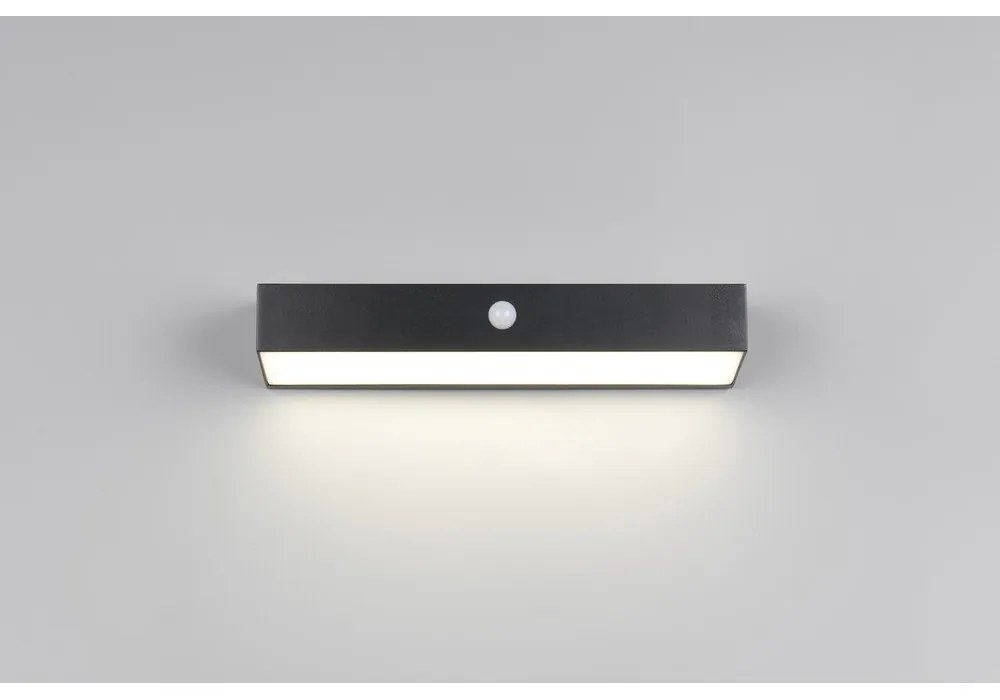 LED стенно външно осветително тяло със соларен панел (височина 6 cm) Silves – Trio