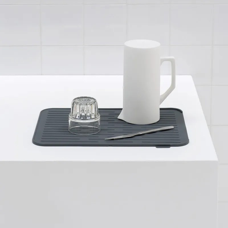 Силиконова подложка за сушене на съдове Brabantia SinkSide 1000206, 43.5x32.5 см, Сгъваема, Тъмносив