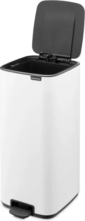 Кош за боклук Brabantia Bo Pedal 1010120, 30 л, Леко затваряне, Противоплъзгаща основа, Бял
