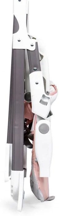 Розов стол за хранене с плюшено мече