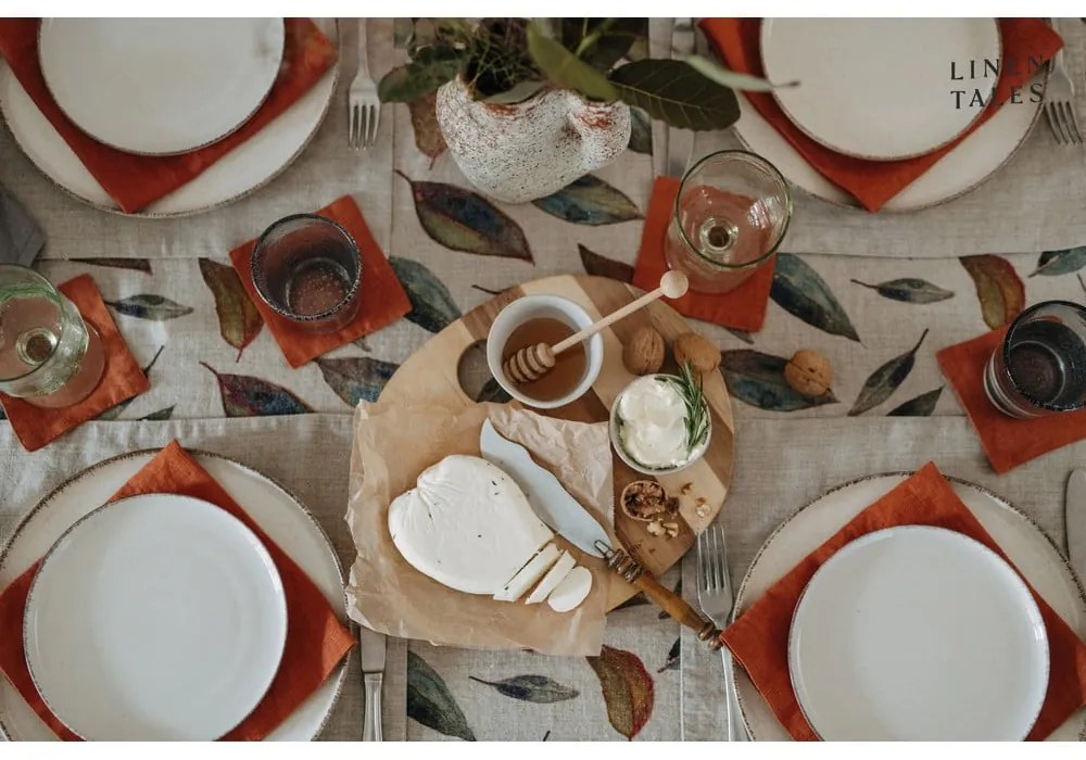 Ленена покривка за маса 140x140 cm Golden Fall – Linen Tales