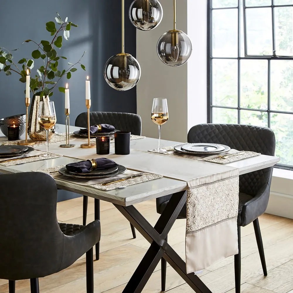 Покривка от микросатен 33x180 cm Deco Sequin – Catherine Lansfield