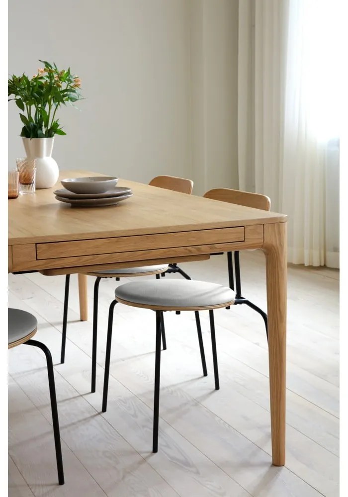 Трапезни столове в тъмнозелено-златисто Curious - UMAGE