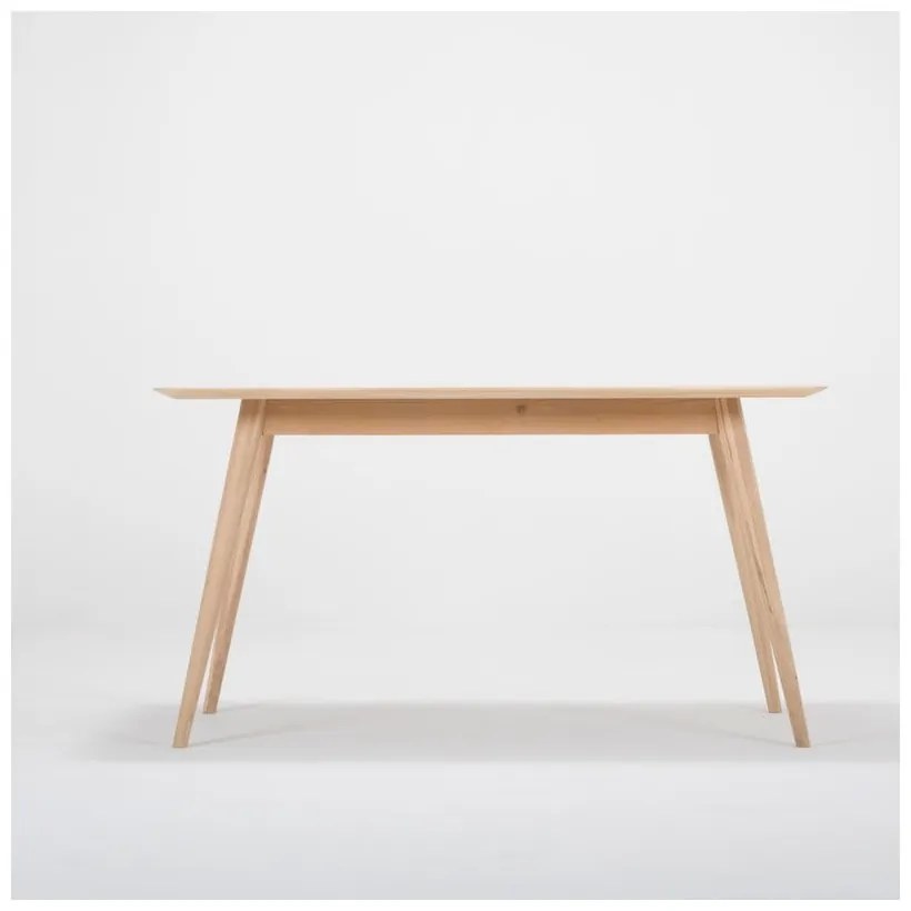 Работна маса от масивен дъб Stafa - Gazzda