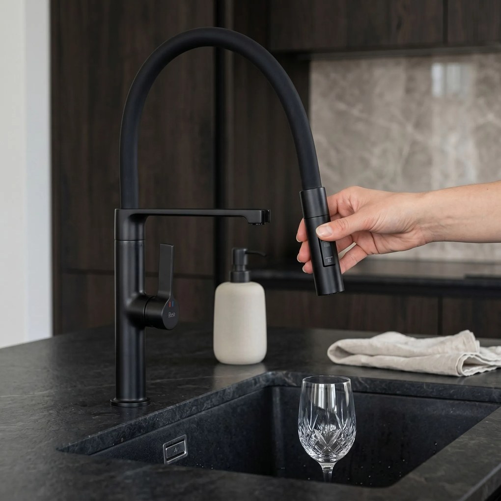 Смесител за кухня REA Lago Black
