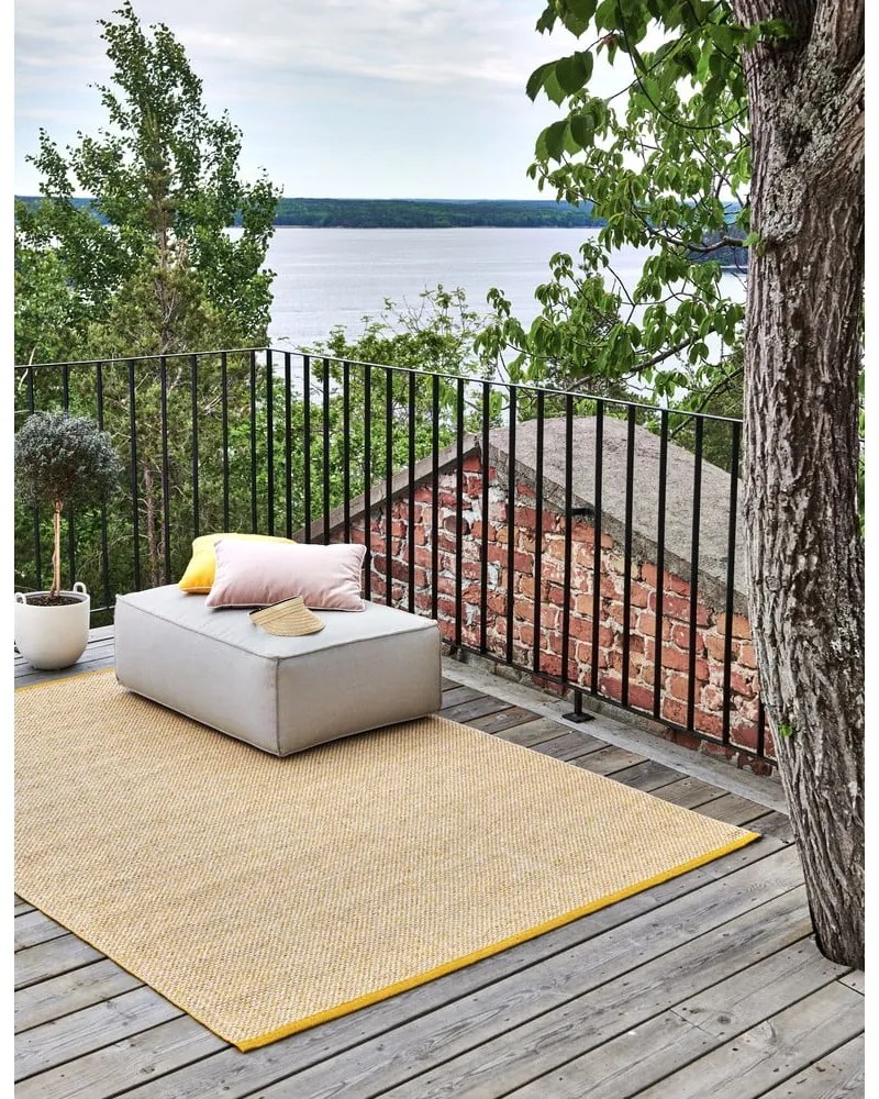 Килим за открито и закрито в цвят горчица 60x125 cm Effi Mustard – Pappelina