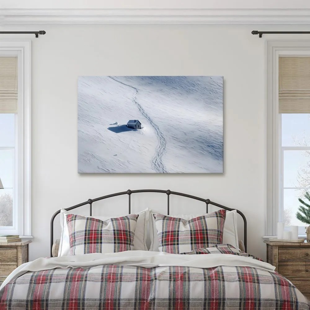 Картина на платно – Заснежен пейзаж с къщичка