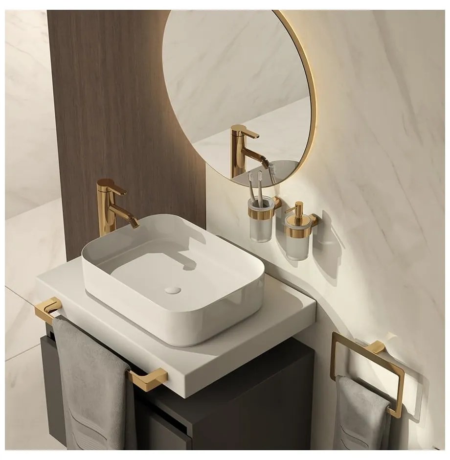 Стенна месингова поставка за кърпи златна Gedy Pirenei – Sapho