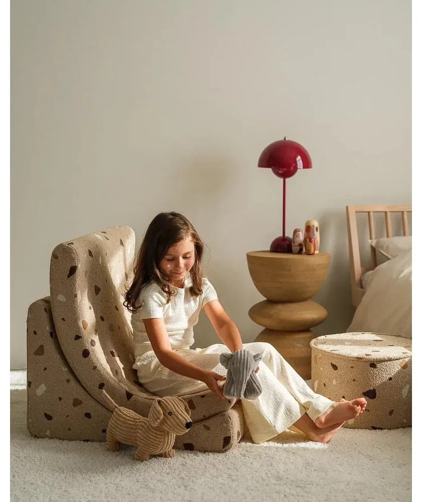 Светлокафяв детски стол от букле и шенил Terrazzo Moon – Wigiwama