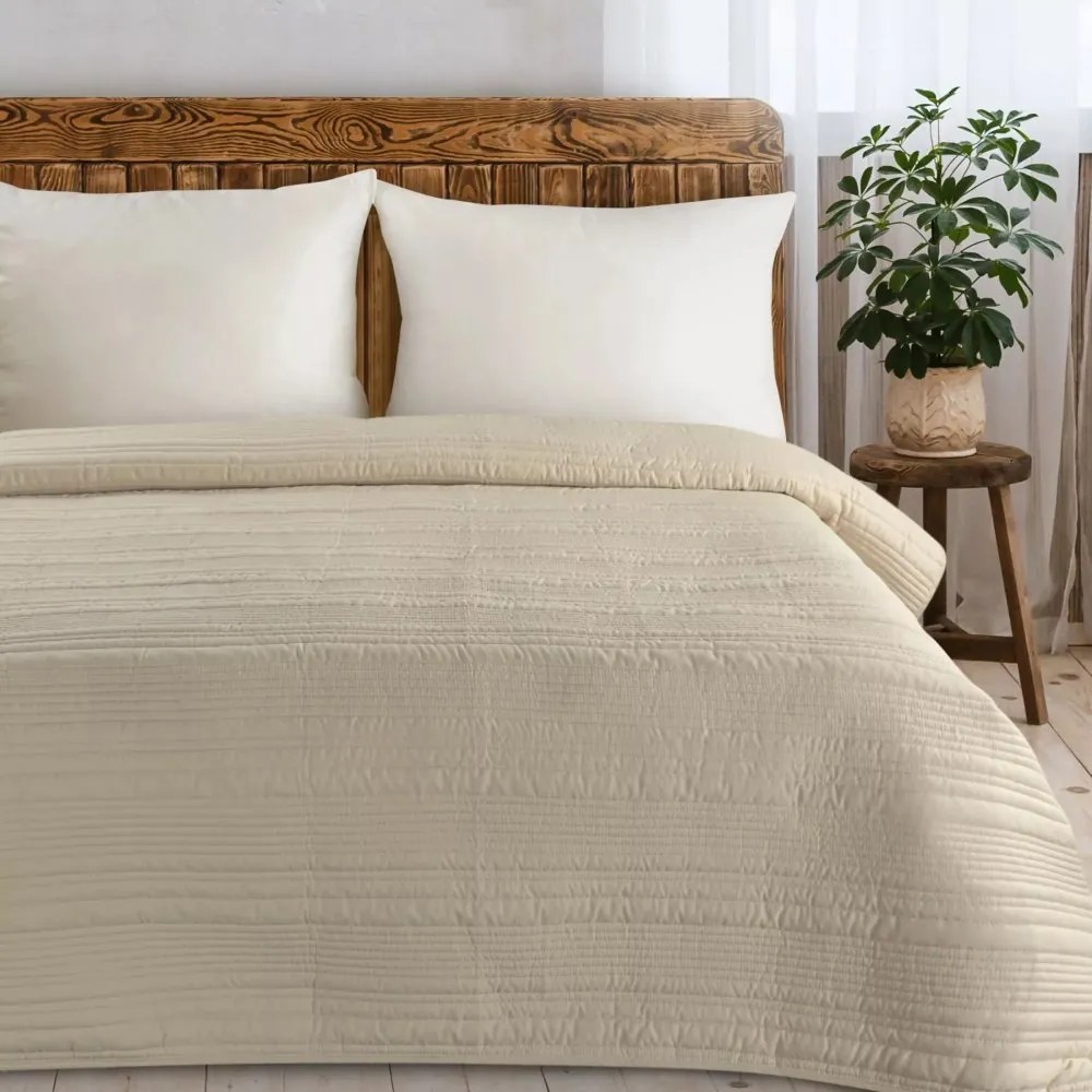 Елегантна покривка за легло TARA от матирана тъкан с ватиран десен - бежово Ширина: 170 см | Дължина: 210 см