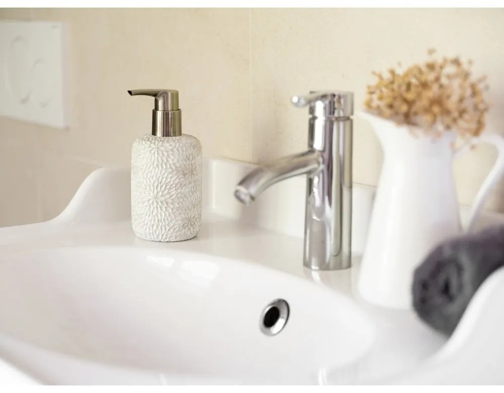 Бял диспенсер за сапун от полиресин 300 ml Montalfano – Wenko