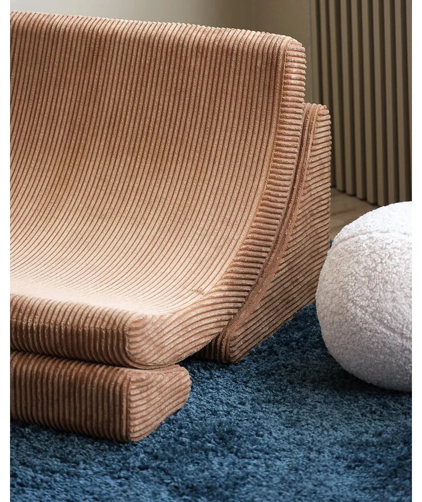 Кафяв детски стол от рипсено кадифе Moon – Wigiwama