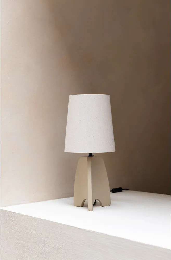 Бежова бетонна настолна лампа с текстилен абажур (височина 45 cm) Saba – Zuiver