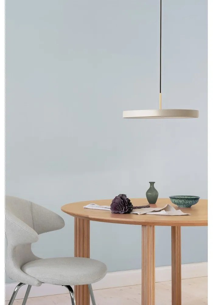 Кремаво LED затъмняващо се висящо осветително тяло с метален абажур ø 43 cm Asteria Plus Medium – UMAGE