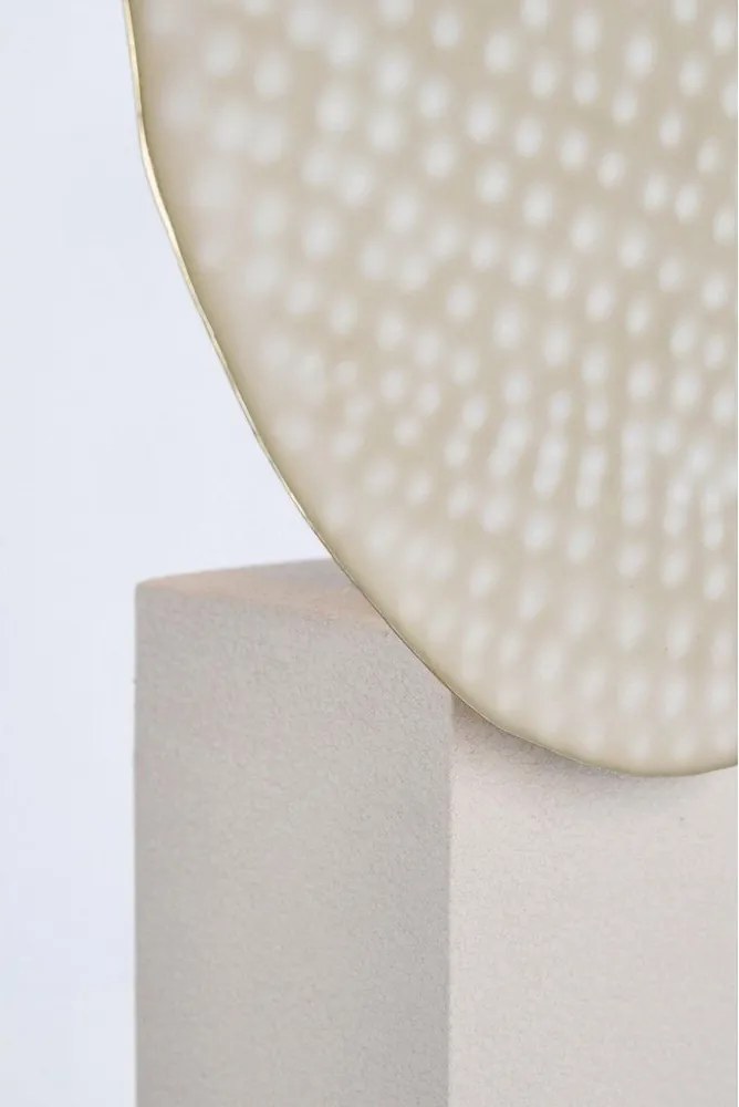 Бежова метална настолна лампа с метален абажур (височина 57 cm) Neev – Bizzotto