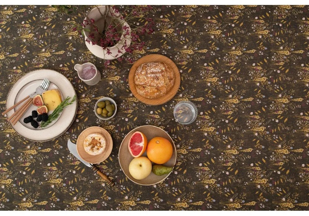 Ленена покривка за маса 140x300 cm Woodland – Linen Tales