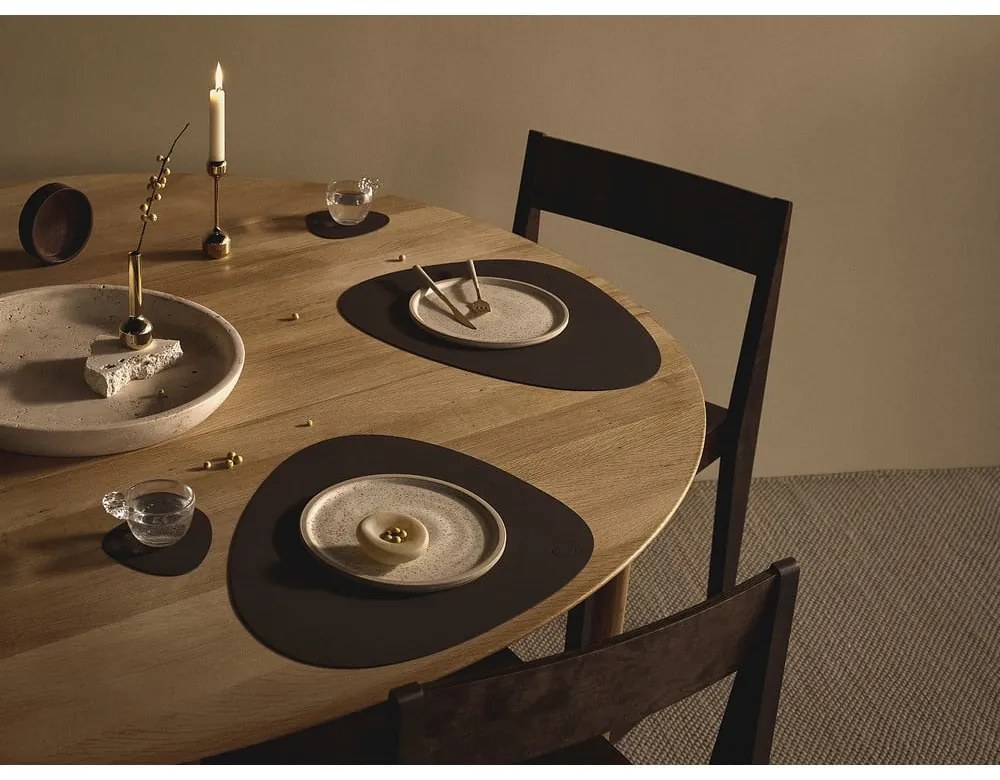 Подложка за хранене от еко кожа 37x44 cm Curve L Nupo – LIND DNA