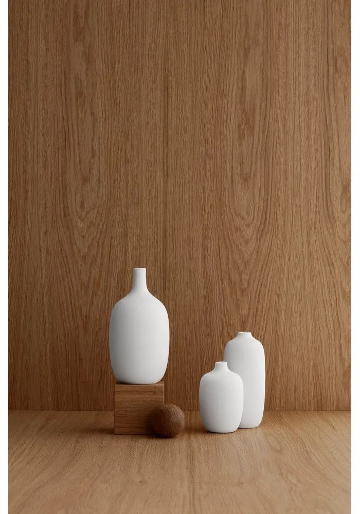 Бяла керамична ваза, височина 18,5 cm - Blomus