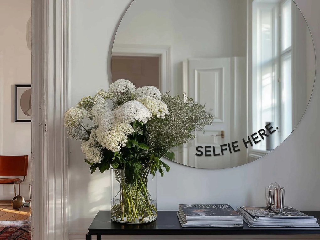Стикер за огледало S49 – SELFIE HERE. (round) 89x18