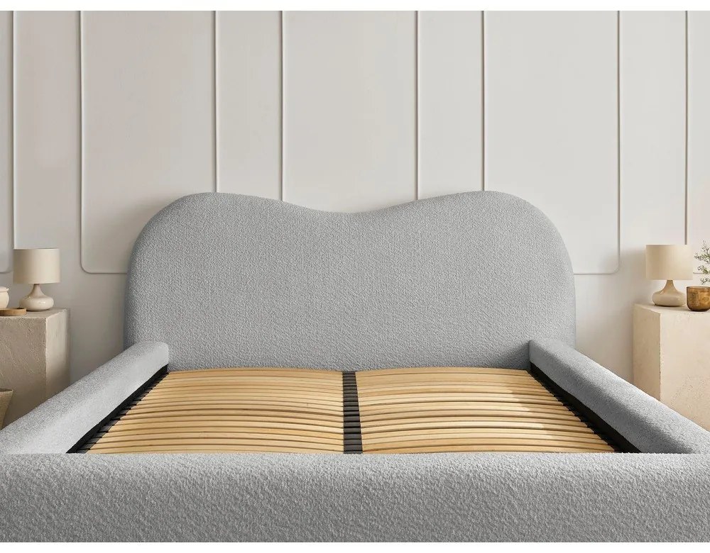 Светлосиво двойно легло 180x200 cm тапицирано с място за съхранение с включена подматрачна рамка Orlane – Bobochic Paris