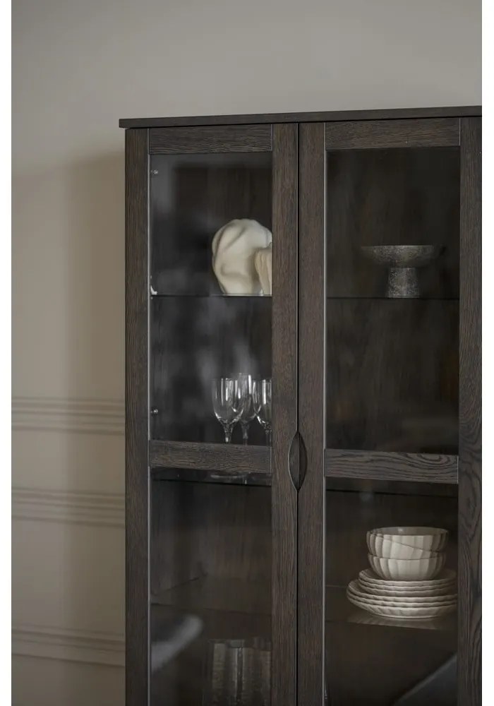 Кафява витрина от декор от дъб 82x185 cm Filippa – Rowico