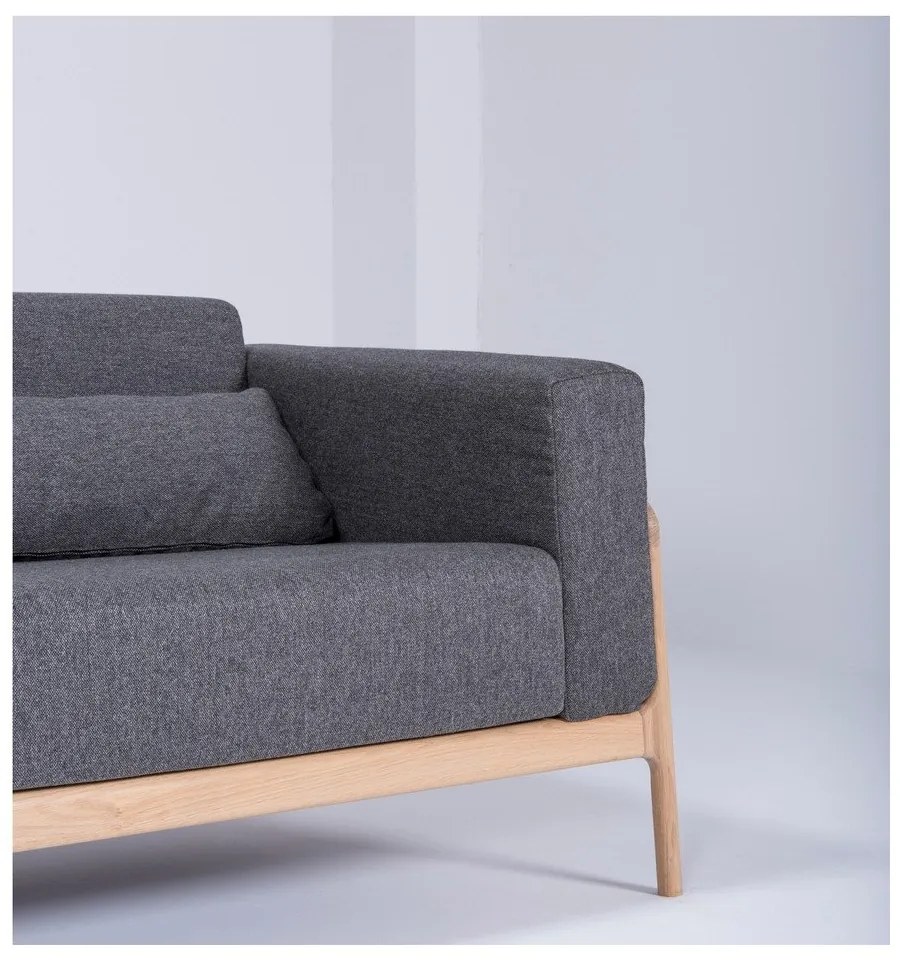 Тъмно сив диван със структура от дъбова дървесина , 240 см Fawn - Gazzda