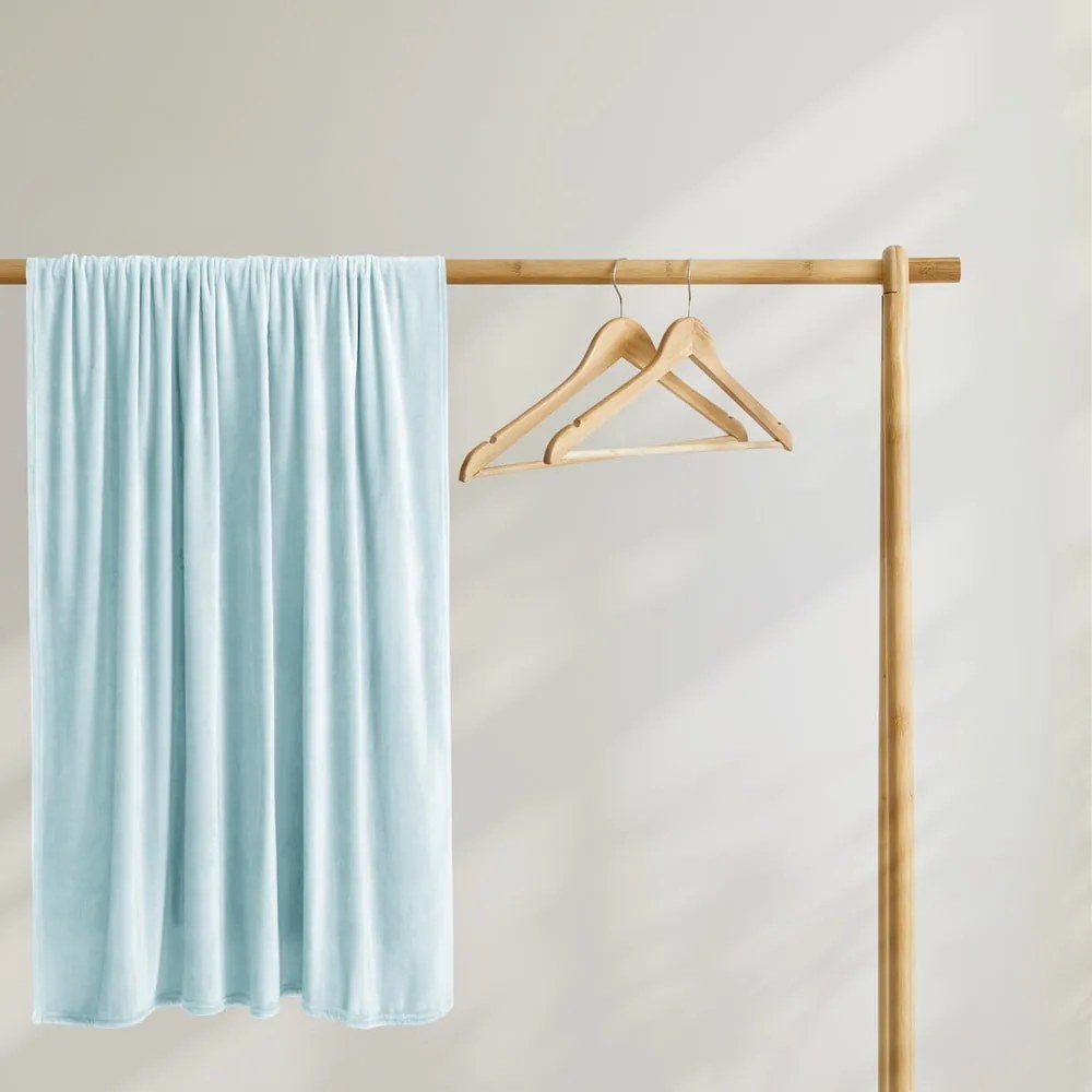 Светлосиньо одеяло от микрофибър , 160 x 210 cm Mic - DecoKing