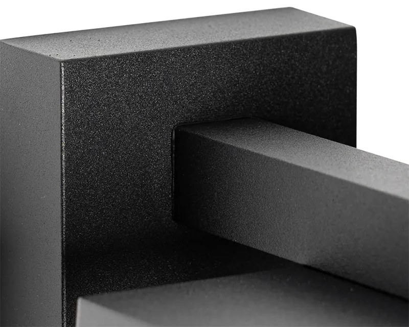 Външна стенна лампа черна IP44 с датчик за здрач - Charlois