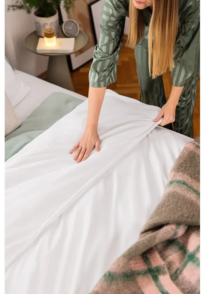 Бяло двойно спално бельо от микросатен 200x200 cm Basic – Bonami Essentials