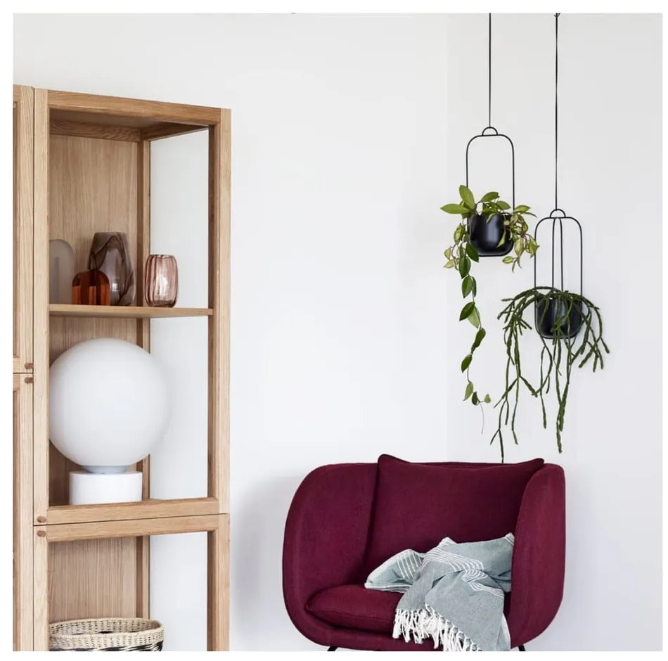 Комплект от 2 черни висящи железни саксии Juro Lotus - Hübsch