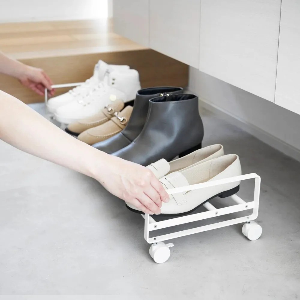 Бял метален стелаж за обувки 83,5x14,5x27,5 cm Tower – YAMAZAKI