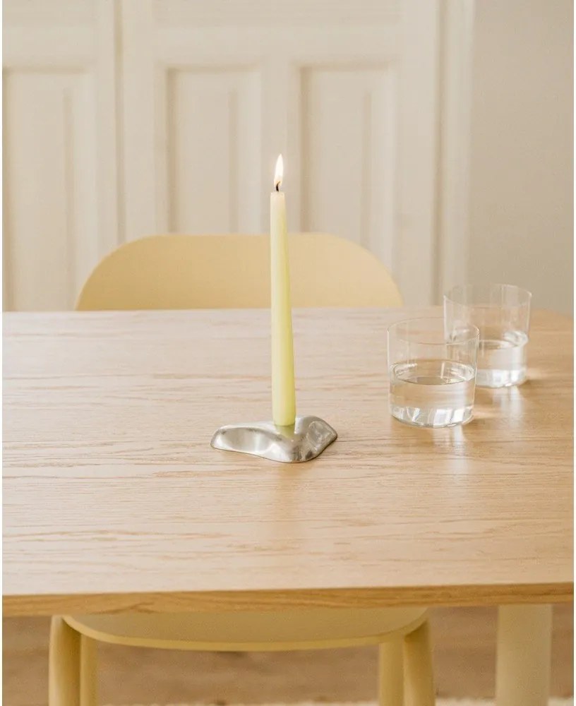 Метален свещник Mis – noo.ma