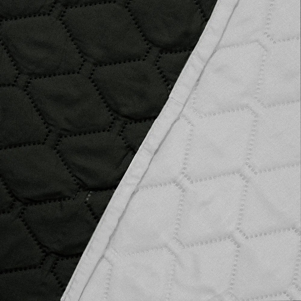 Черно-сива двустранна покривка за легло от микрофибър , 220 x 240 cm Axel - DecoKing