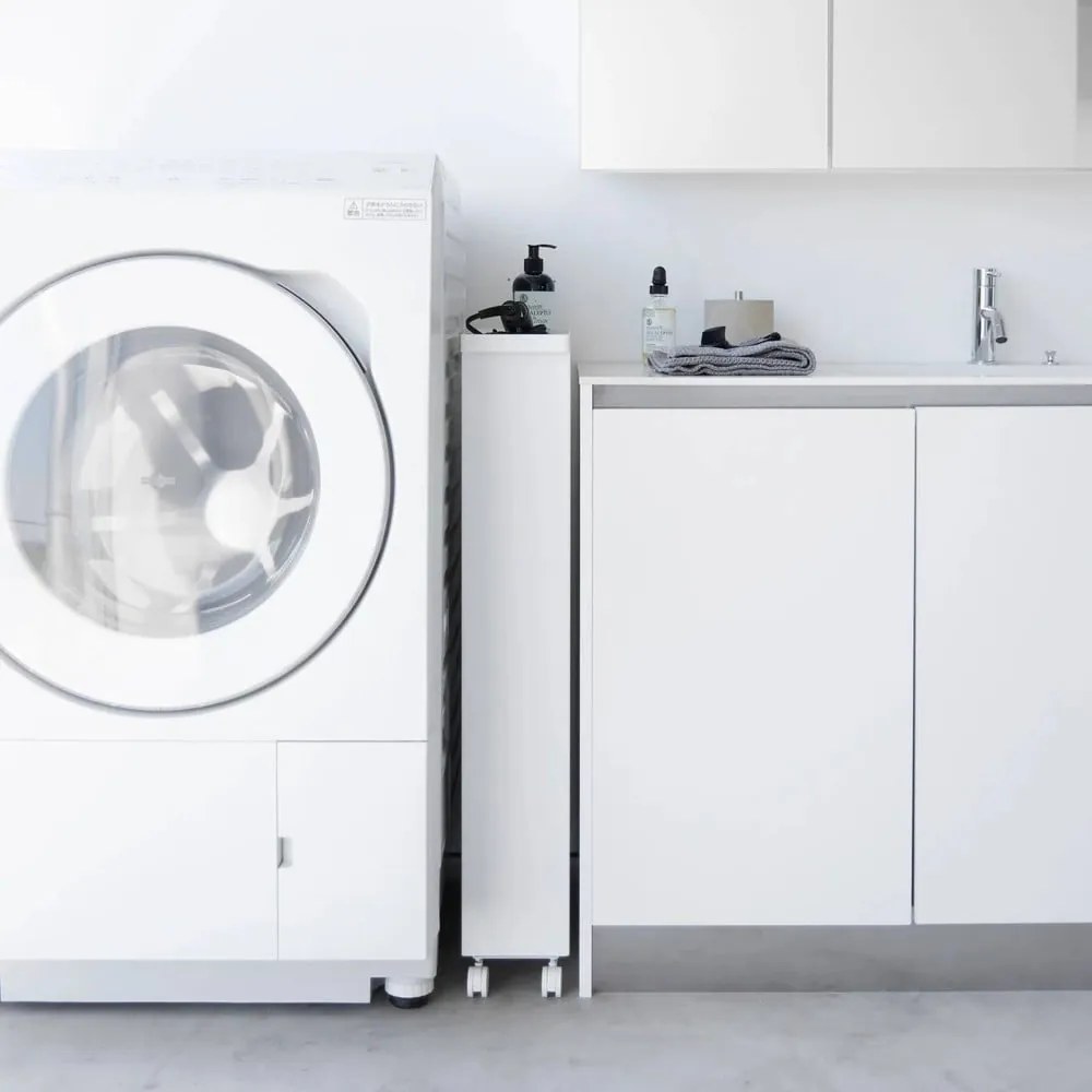 Стоманен рафт за баня в матово бял цвят 48x80,5 cm Tower – YAMAZAKI