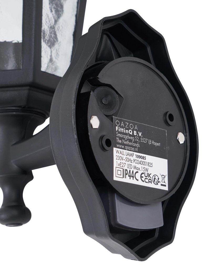 Външна стенна лампа черна със сензор за движение IP44 - New Haven Hammered