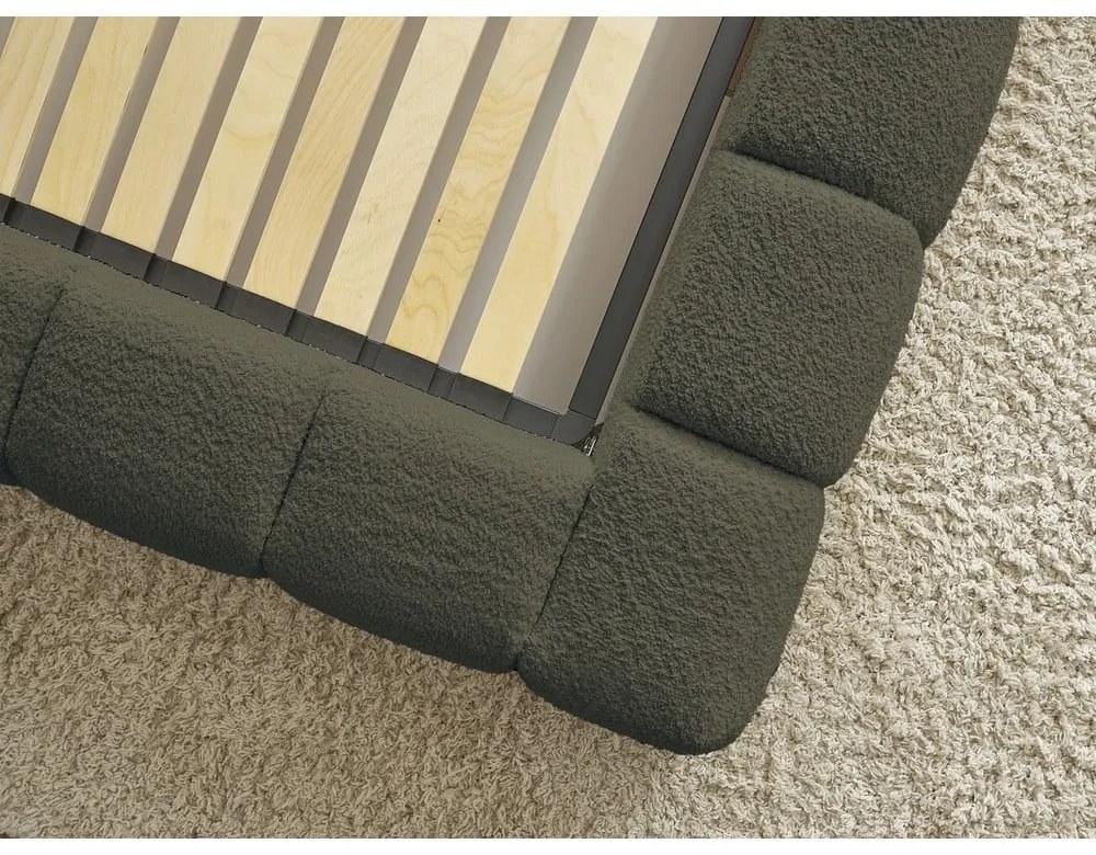 Зелено двойно тапицирано легло с място за съхранение с включена подматрачна рамка 180x200 cm Mont Blanc – Bobochic Paris