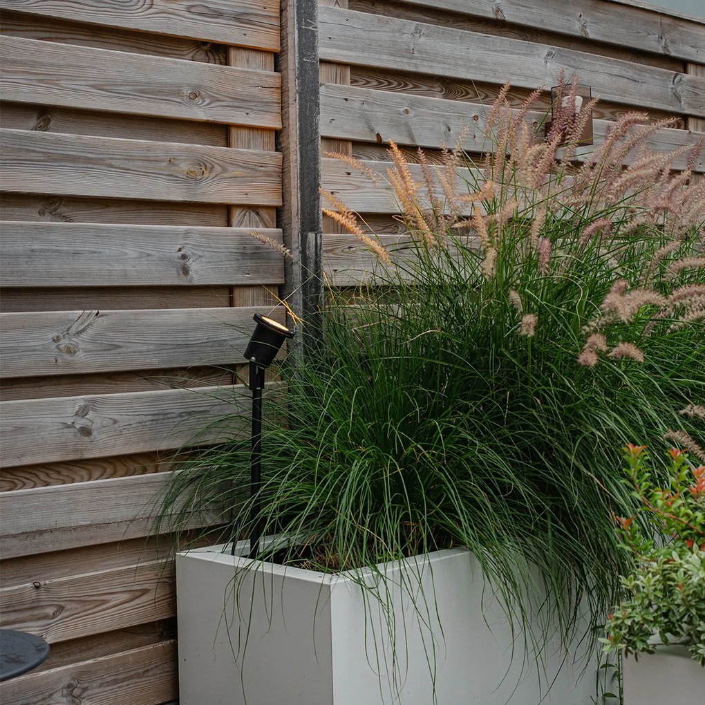 Пик прожектор черен регулируем IP44 с кабел и щепсел - Basic