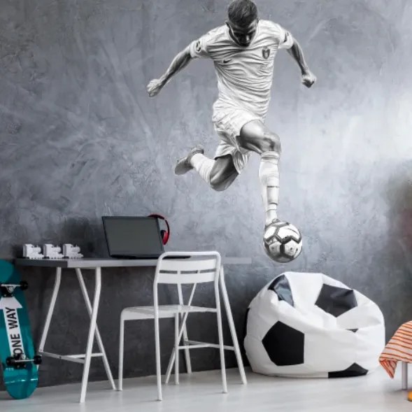 Модерен стикер за стена за детска и тийнейджърска стая - черно-бял футболист Šírka: 75 cm | Dĺžka: 115 cm