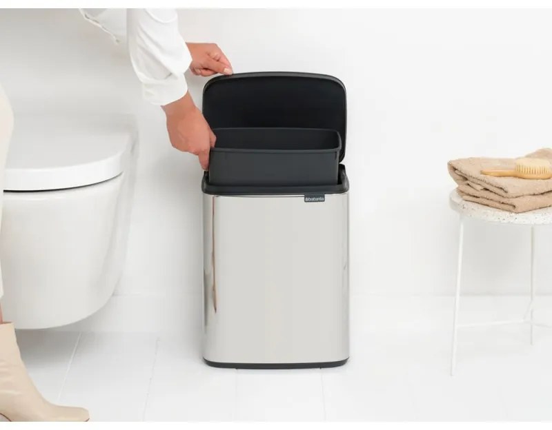 Кош за боклук Brabantia Bo Small 1006636, 12 л, Безшумно и плавно отваряне, Противоплъзгаща основа, Инокс