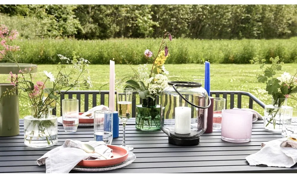 Зелена LED затъмняваща се настолна лампа с метален абажур (височина 28 cm) BringMe – Hübsch