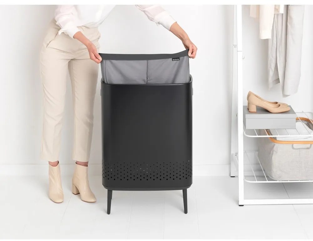 Матово-черен метален кош за пране 90 l Bo Hi – Brabantia