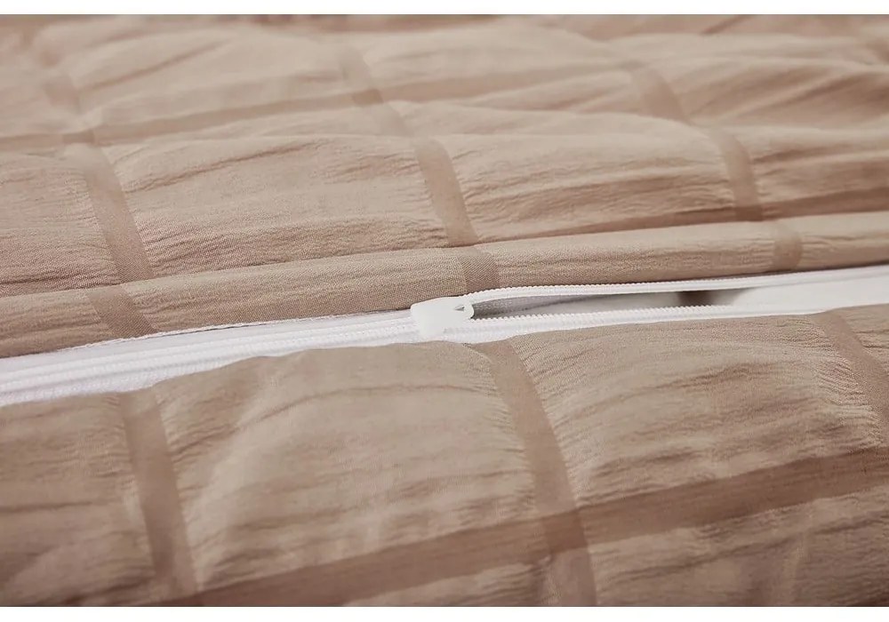 Кафяво крепово спално бельо за единично легло 140x200 cm Naomi – My House