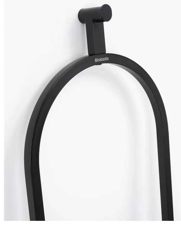 Черна стоманена стойка за костюми Linn Dressboy – Brabantia