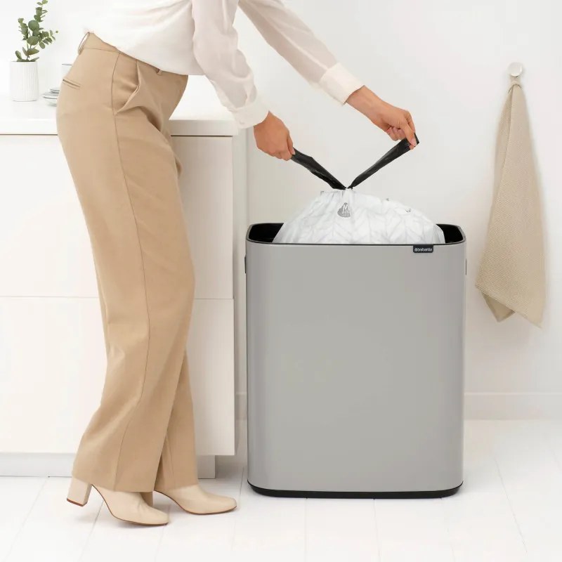 Кош за боклук Brabantia Bo Touch 1010455, 60 л, Плавно и безшумно отваряне, Голям отвор, Светлосив