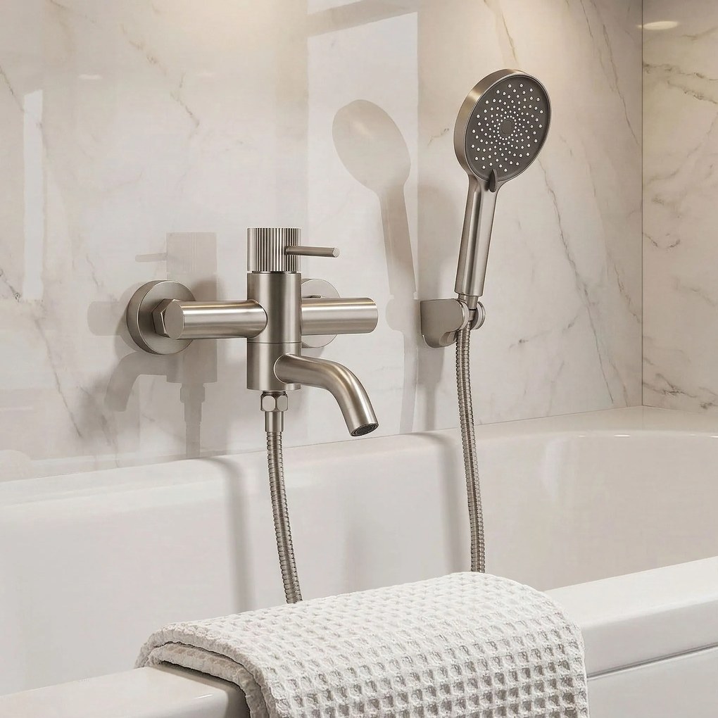 Смесител за вана Rea Lungo Stripe Brush Nickel