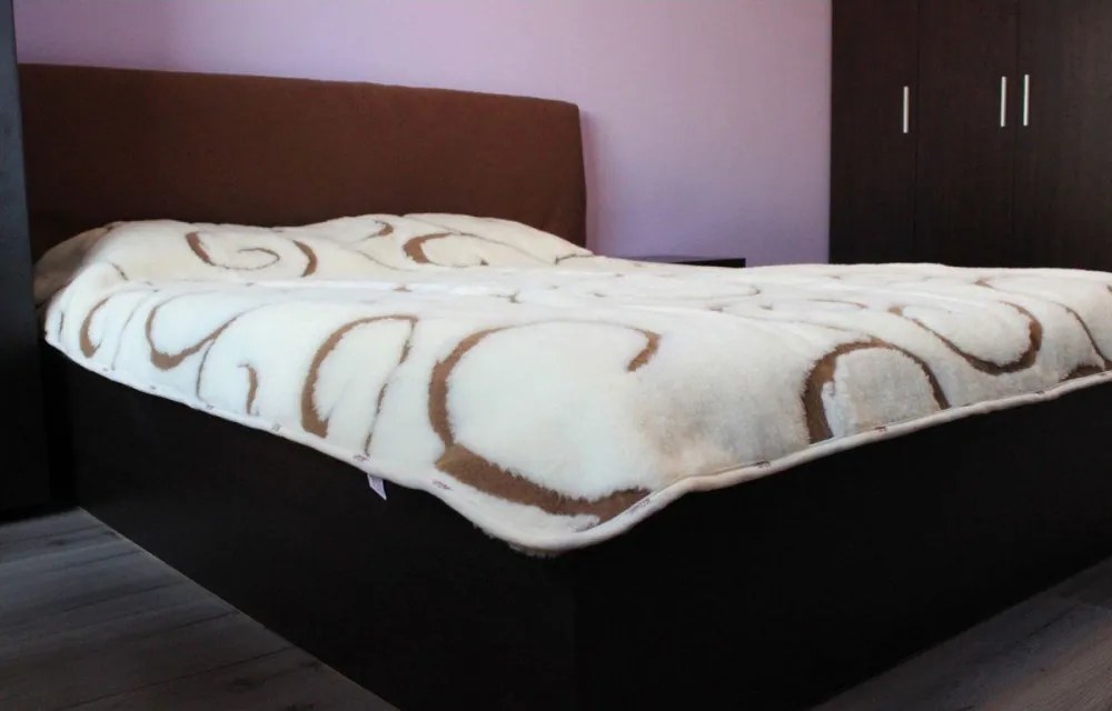 Многослойна завивка Merino Brown с камилска вълна, мерино и кашмир